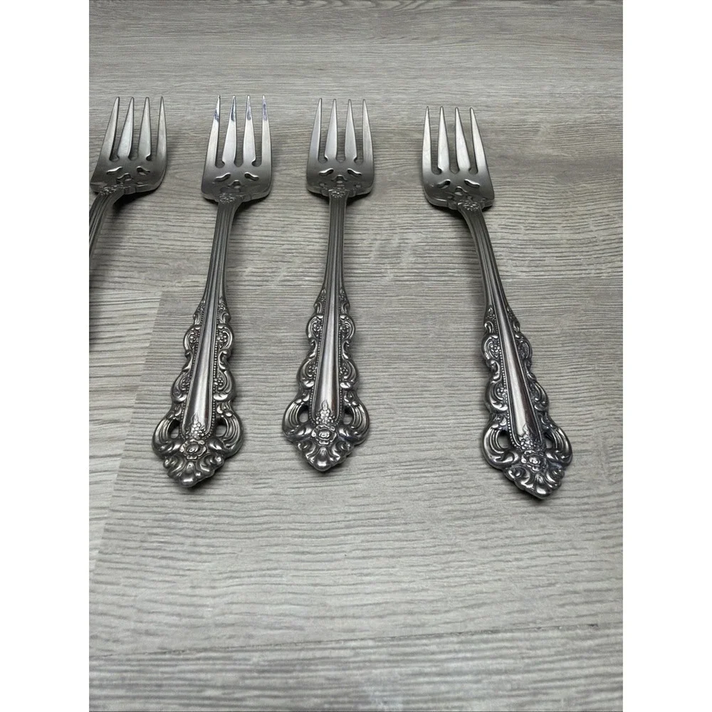 Oneida Renoir-Pembrooke Stainless Steel Salad Fork Set Of 8 - Made In USA